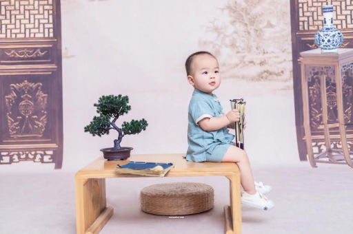 赵县宝宝反复发烧呕吐